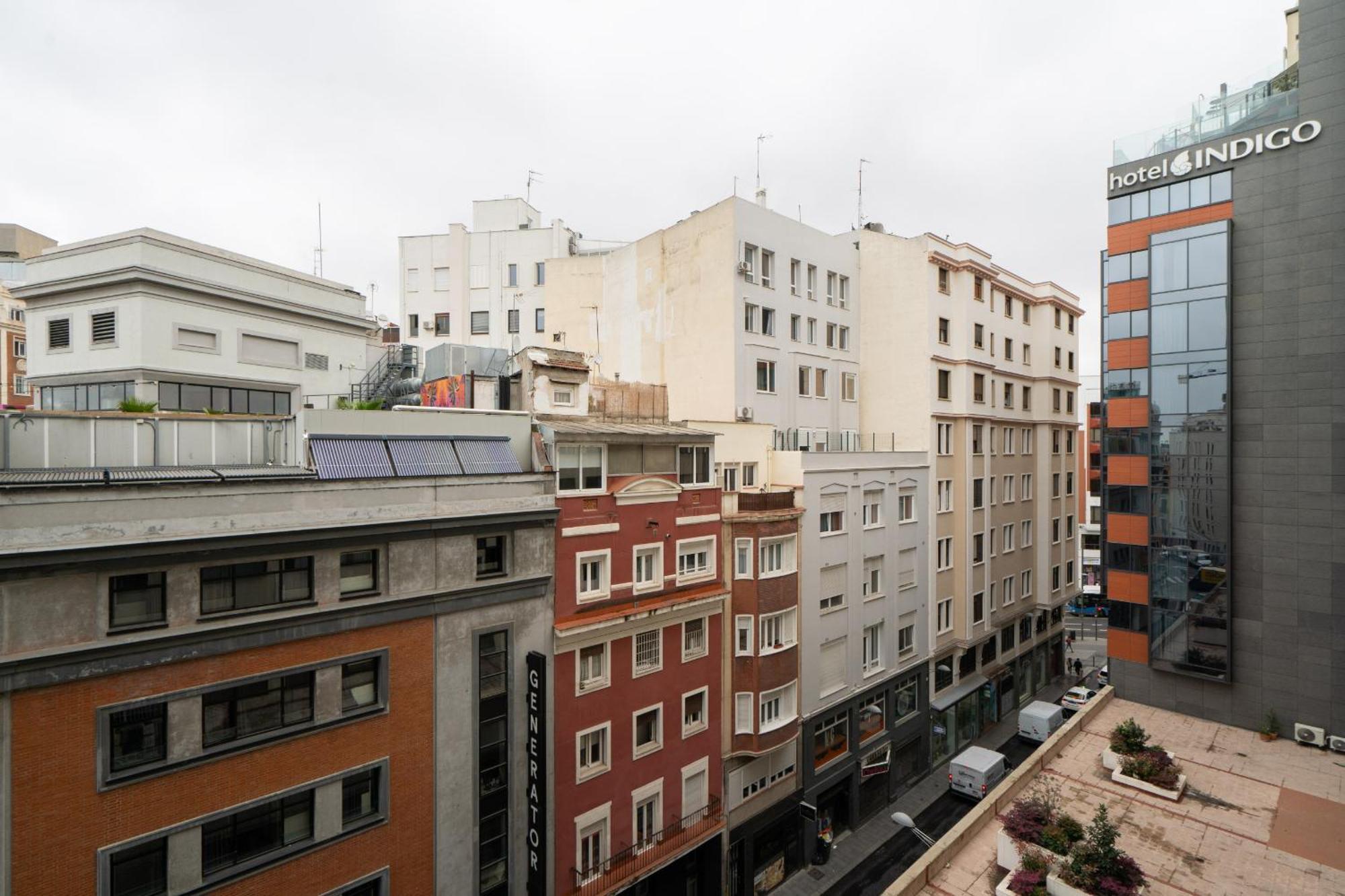 Apartamento Reformado Para 6 Personas En Plena Gran Via Alquiler Temporal Madrid Exterior photo